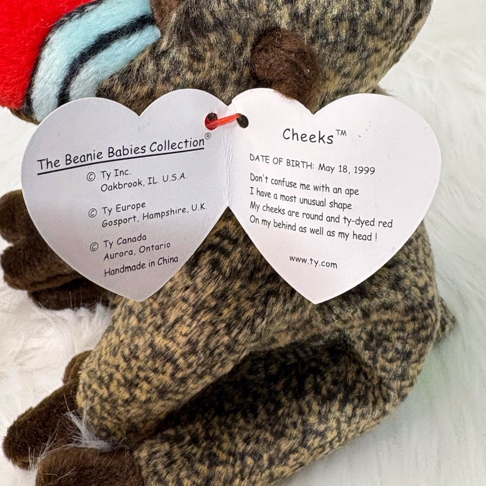 Ty Stuffed Animal Baboon “Cheeks” with Brown and Red Colors 1999. - Picture 2 of 5